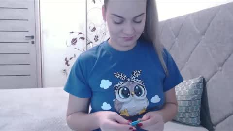 popkornmolli online show from December 21, 9:35 am