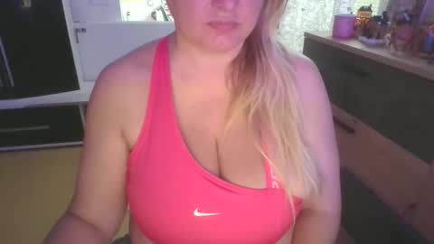 MelissOfficial online show from November 30, 1:15 pm