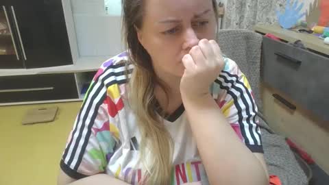 MelissOfficial online show from March 18, 7:19 pm