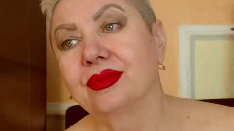 LADY POSH online show from April 30, 8:57 pm