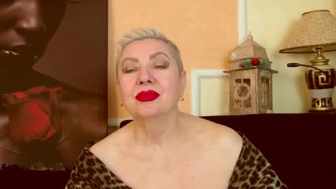 LADY POSH online show from April 29, 8:03 pm