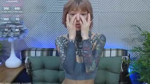 Lola online show from March 7, 6:42 am