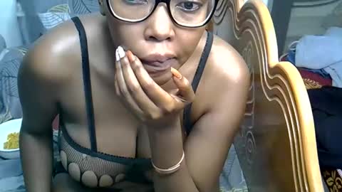 katrina online show from March 16, 11:03 am