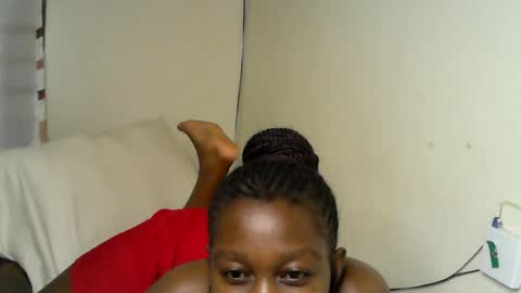 pretty_kylah online show from June 27, 6:36 am