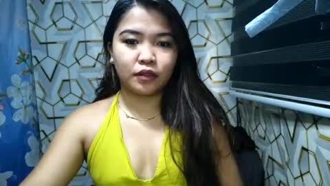 pretty_pharsa online show from July 27, 8:44 am