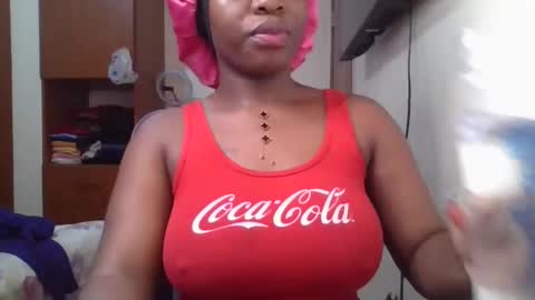 pretty_shila online show from April 29, 9:42 pm