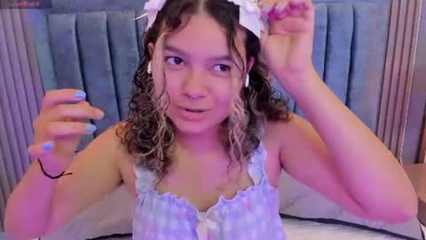 Daisy Flower online show from June 21, 11:42 pm
