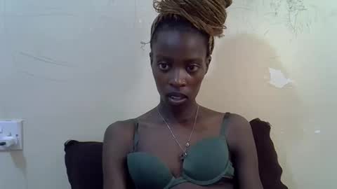 Vee online show from March 13, 8:04 am