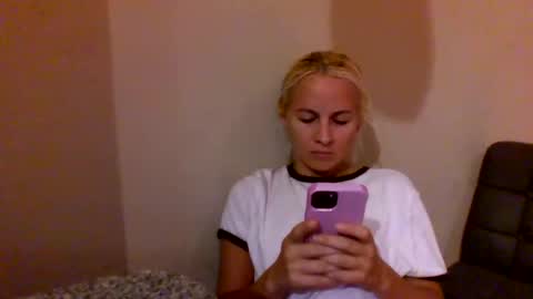 Missy  Jack online show from November 20, 9:49 pm