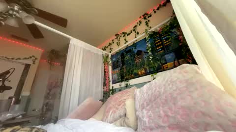 prettyblackgal online show from February 21, 9:04 pm