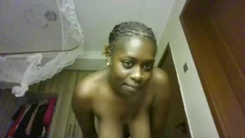 prettydulce online show from June 26, 4:41 pm