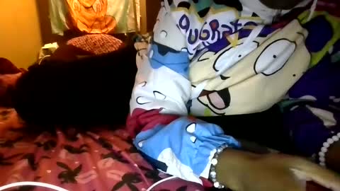 prettyma online show from February 24, 12:38 am