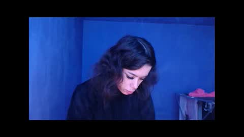 prettyjulliette online show from February 17, 10:07 am