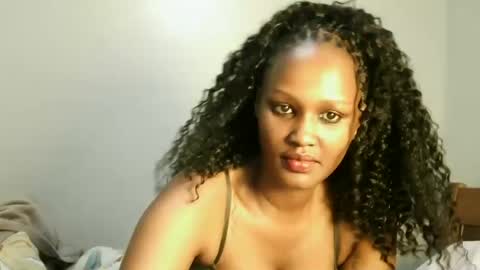 prettykeilaa online show from June 16, 5:58 pm