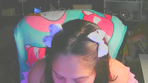 prettykittymami69 online show from December 17, 2:38 am