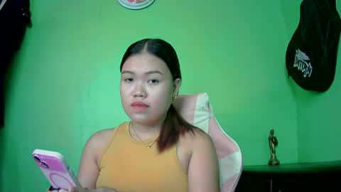 prettymae756493 online show from August 2, 6:27 am