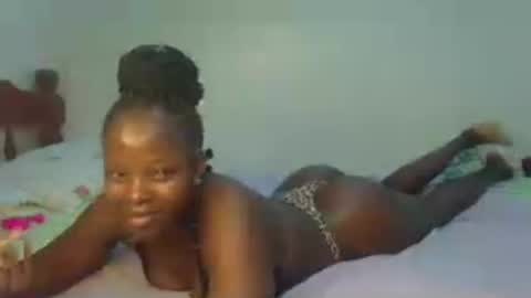 Melly online show from July 14, 9:30 pm