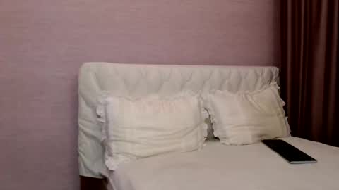 Taya online show from February 4, 6:49 am