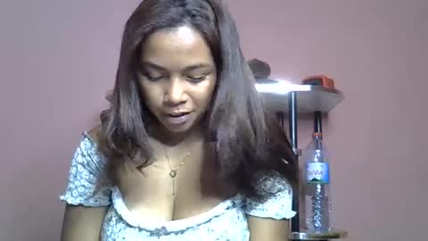 prettyy01 online show from March 19, 6:07 am