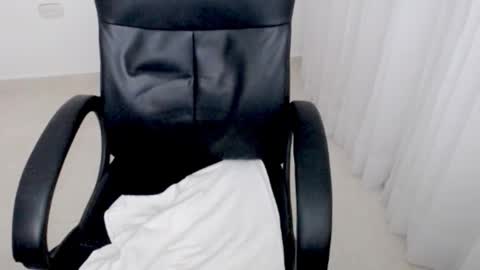 valery dollx online show from March 10, 3:21 am