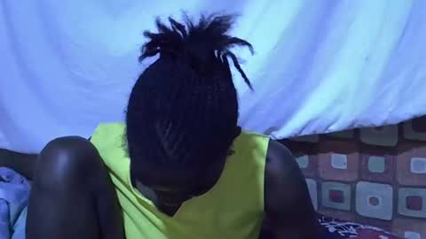 Snapshot of princess_scovia chatting on October 8, 9:41 pm princess_scovia online show from October 8, 9:41 pm