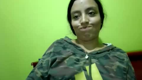 princesslayher20 online show from May 3, 11:52 pm