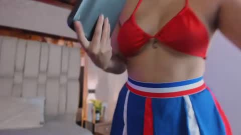 Lu online show from July 4, 7:43 pm