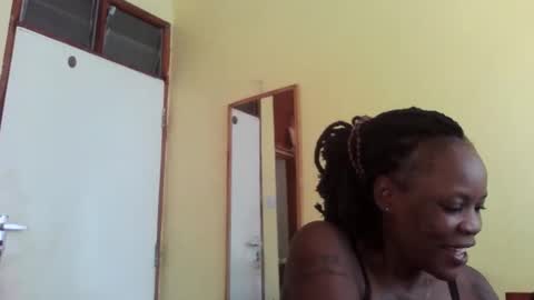 phelly online show from February 15, 8:00 am