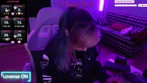 Tyff online show from April 29, 12:19 pm