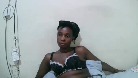 pritty_amber online show from April 29, 6:13 pm