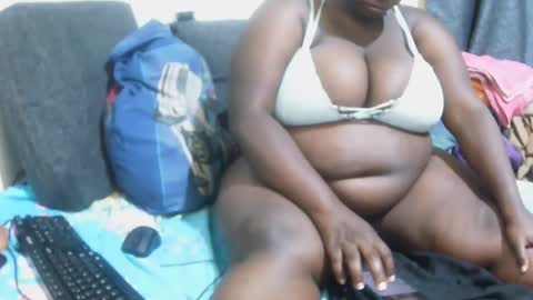 Snapshot of proccy_cute chatting on February 21, 9:56 am Princess online show from February 21, 9:56 am