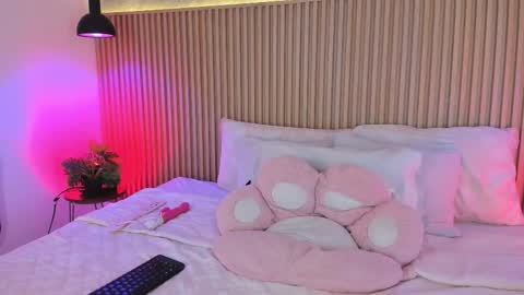 Profana Red online show from February 20, 1:56 pm