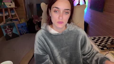 Queen of Pain online show from December 11, 9:45 pm