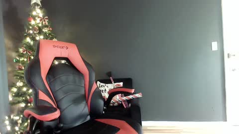 Krystle online show from December 17, 2:44 pm