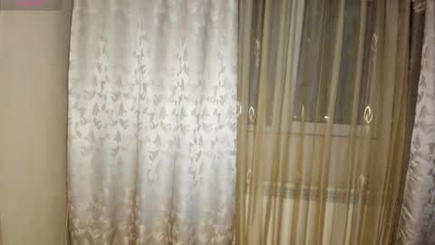 purebliss  online show from February 25, 9:13 pm