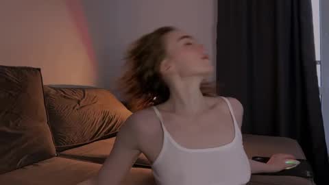 Marie online show from March 1, 10:55 am