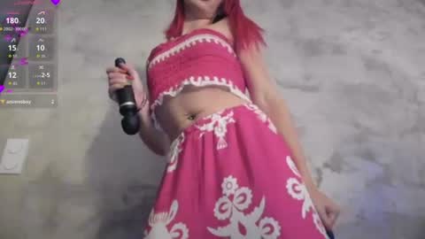 PurpleRainn69  Dina online show from June 11, 9:11 pm