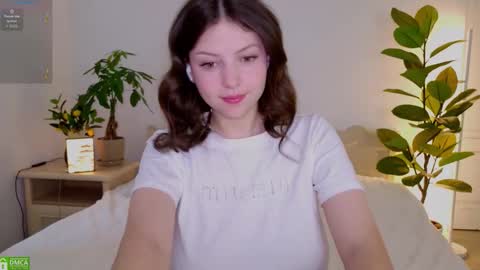 Snapshot of pusichka_ chatting on October 9, 7:01 am Diana    Onlyfans  online show from October 9, 7:01 am