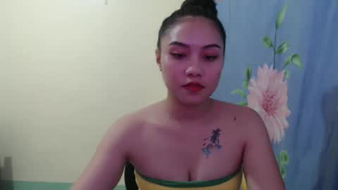 Snapshot of pussycatdollx19 chatting on October 20, 2:03 am Jen online show from October 20, 2:03 am