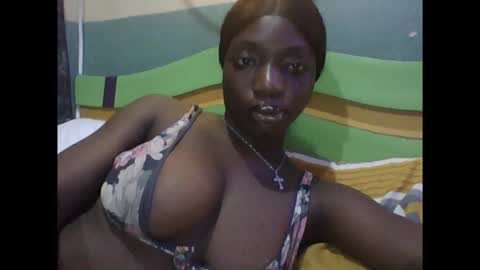 ora online show from November 12, 9:46 pm