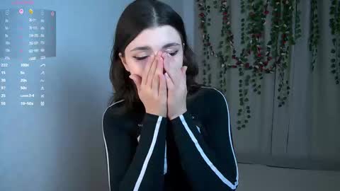 Ava online show from October 15, 9:28 pm