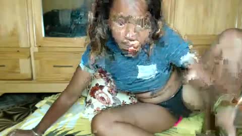 queen sexy online show from March 4, 2:06 am