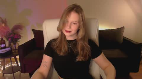 Snapshot of qt_nymph chatting on February 24, 7:19 pm Ariel online show from February 24, 7:19 pm