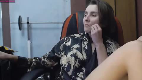 Lola online show from March 9, 4:33 pm