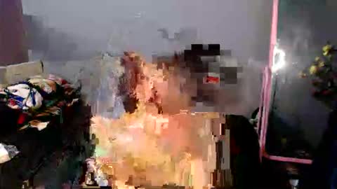 queen_ara21 online show from March 11, 8:33 pm