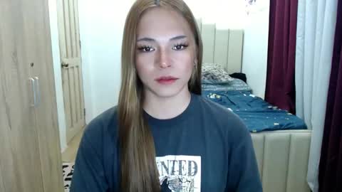 shawny online show from January 12, 1:44 am