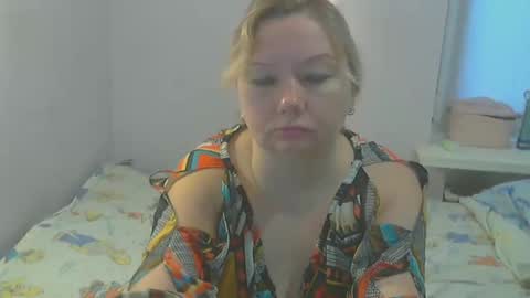 Snapshot of queen_jane8 chatting on December 19, 10:24 am queen_jane8 online show from December 19, 10:24 am
