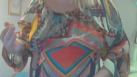 Snapshot of queen_jane8 chatting on January 10, 5:02 pm queen_jane8 online show from January 10, 5:02 pm