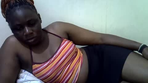 queen_leilla online show from June 17, 2:46 am