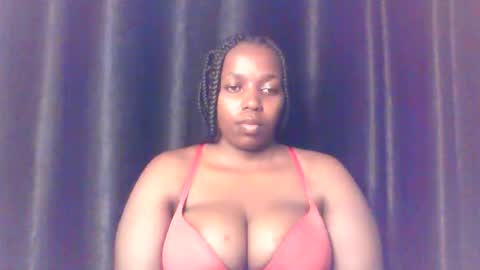 QUEEN online show from March 15, 1:02 pm